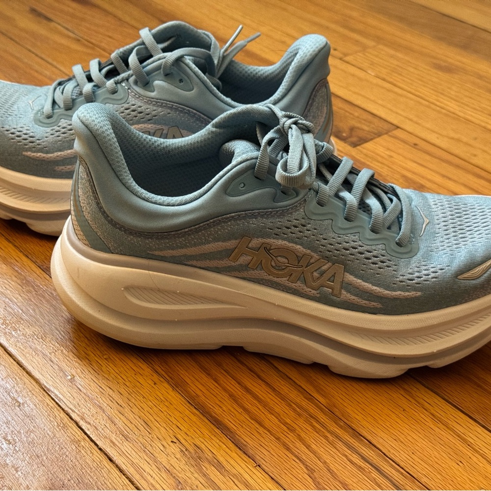 Hoka Women's Bondi 9 Sneakers - Picture 4 of 9